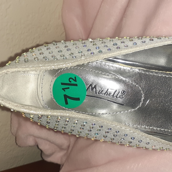 Anne Michelle silver bling  pups - Picture 3 of 8